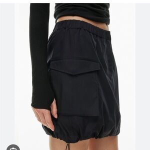 Babaton Aritzia Womens vessel Black noir Skirt size 2